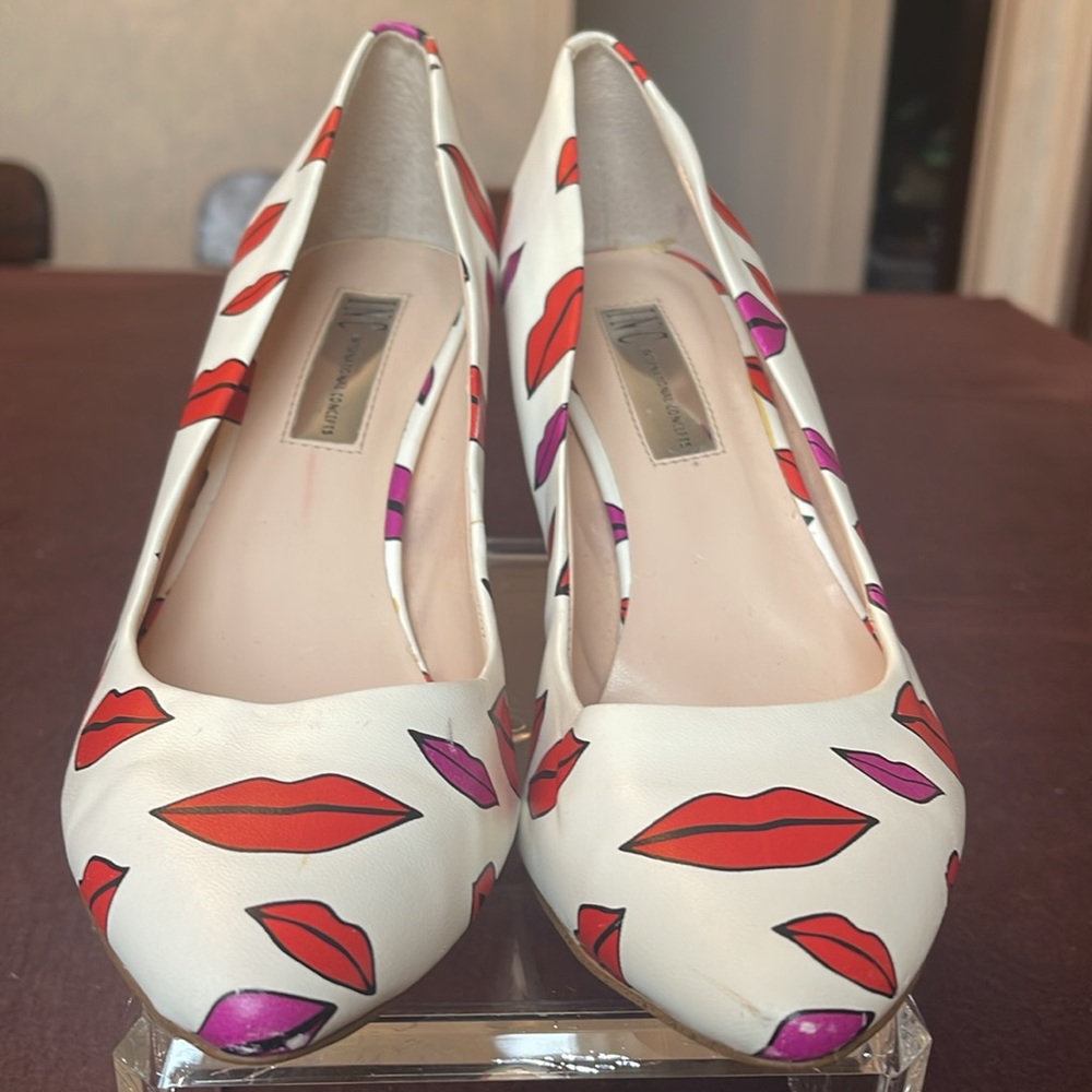 #Lip Heels